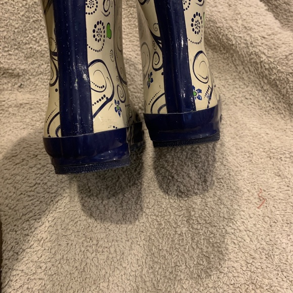 Rain boots really cute - Picture 3 of 5